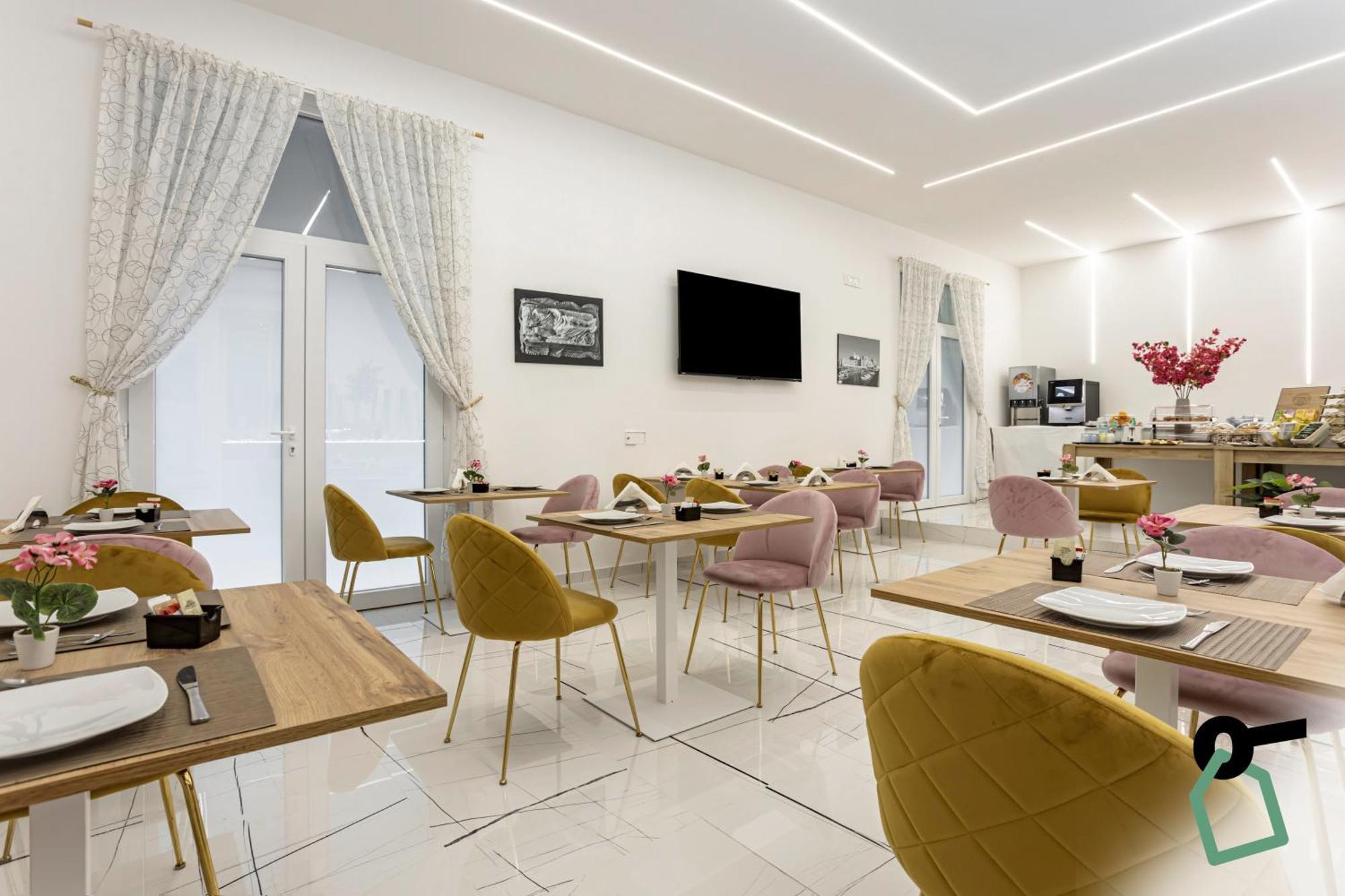 Hotiday Room Collection - Napoli Sant'Arcangelo 外观 照片