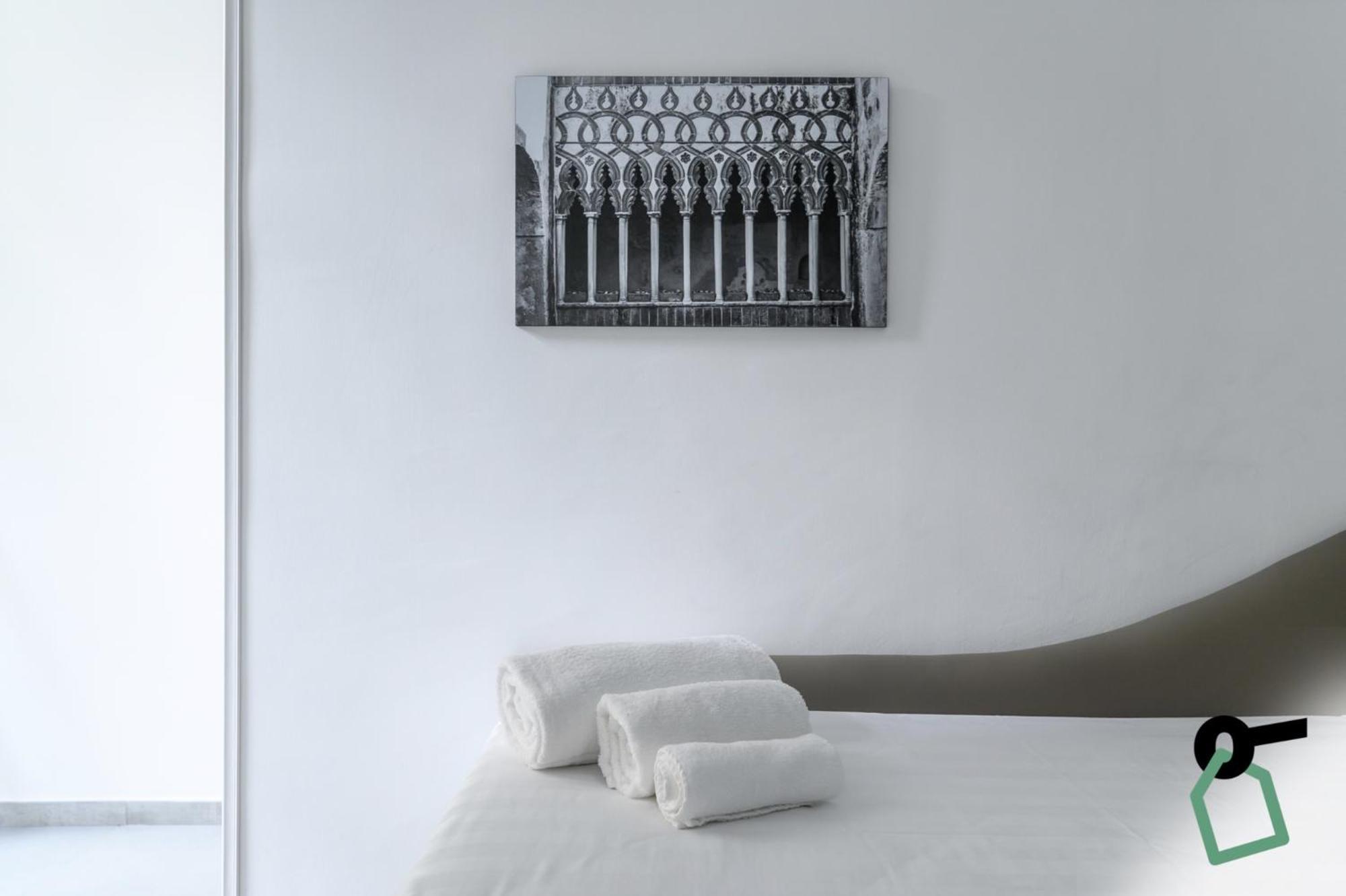 Hotiday Room Collection - Napoli Sant'Arcangelo 外观 照片
