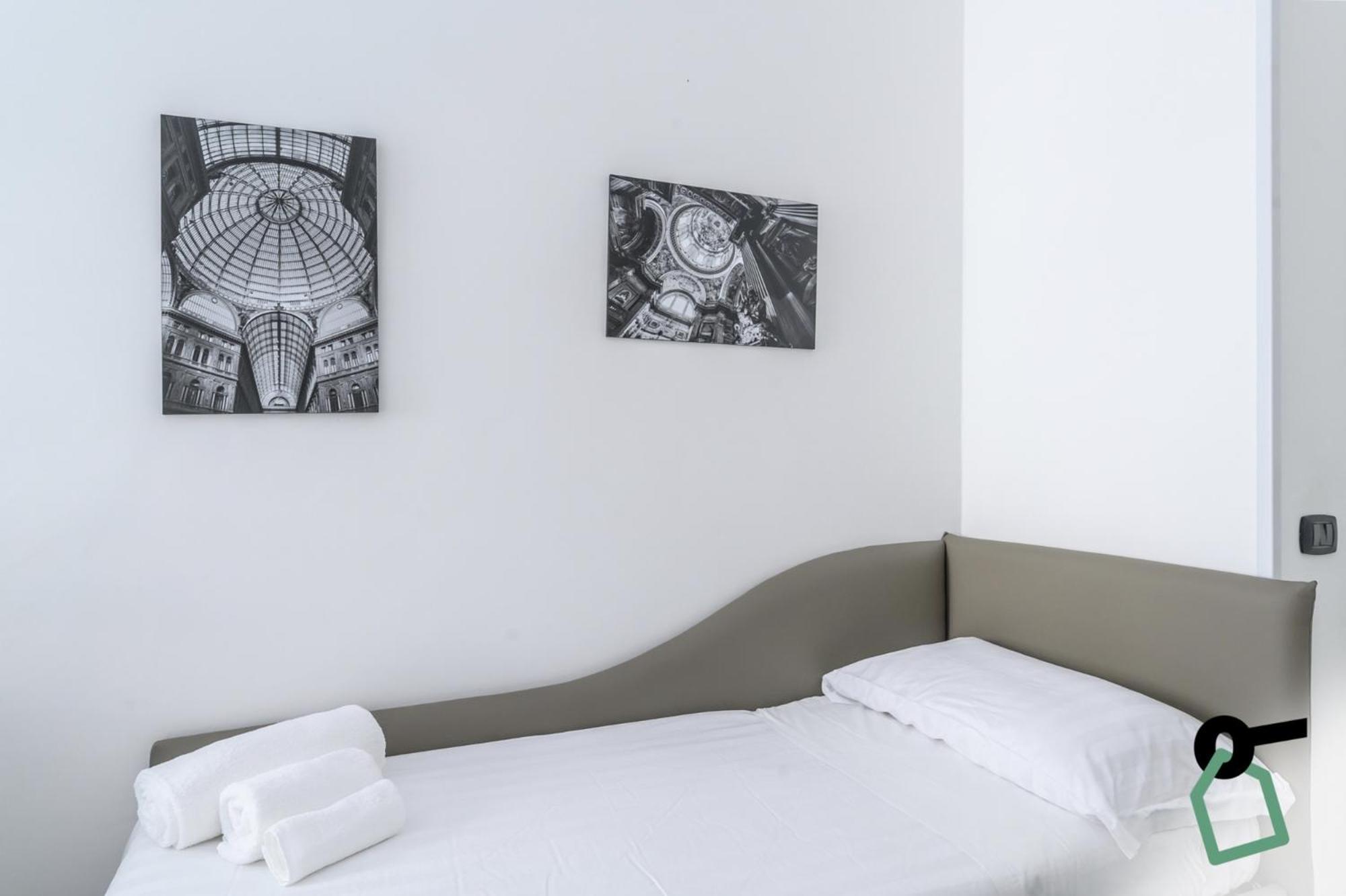 Hotiday Room Collection - Napoli Sant'Arcangelo 外观 照片