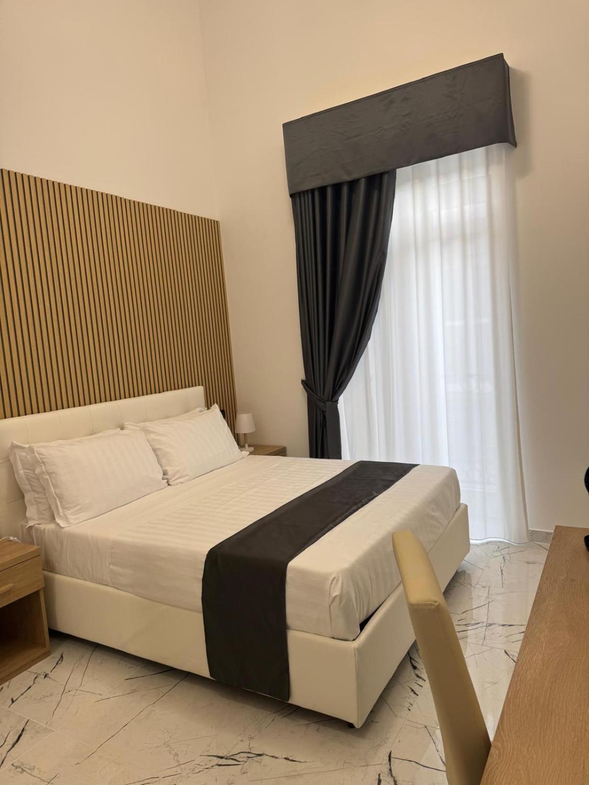 Hotiday Room Collection - Napoli Sant'Arcangelo 外观 照片